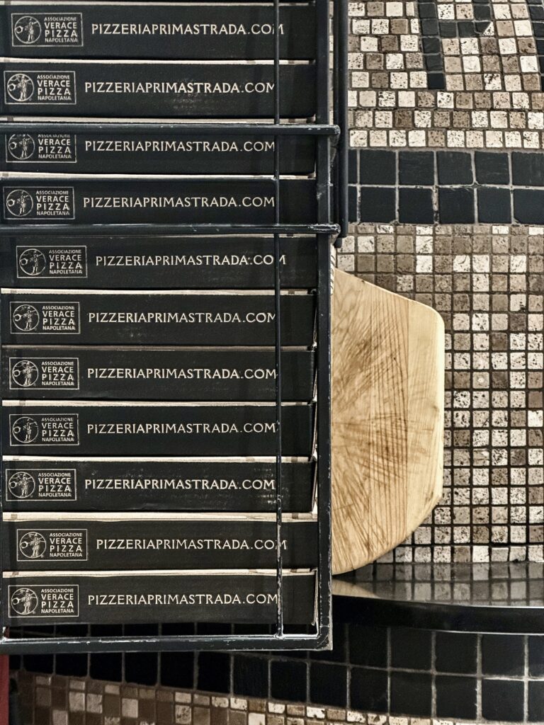 Prima Strada pizza boxes